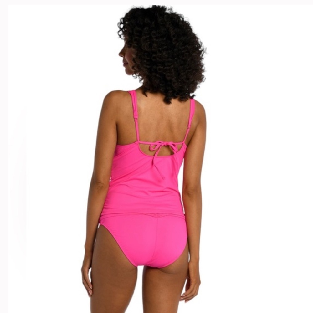 La Blanca Island Goddess Twist Front Ruched One Piece Swimsuit 14 Pink Beach - Picture 2 of 7